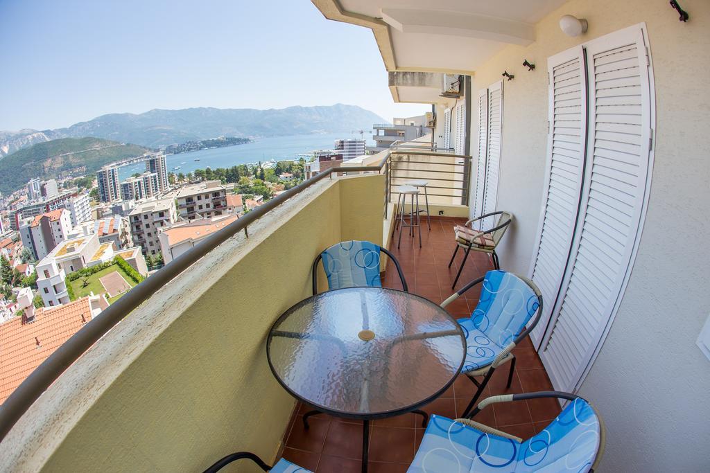Apartment Blue Будва Екстер'єр фото